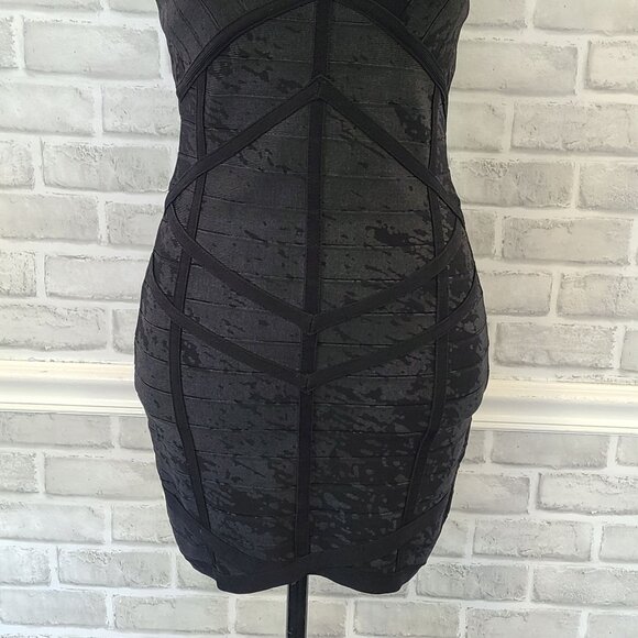 Lark Black Bandage Style Evening Mini Dress Bodycon Glam Mummy Medium LBD - Picture 9 of 9